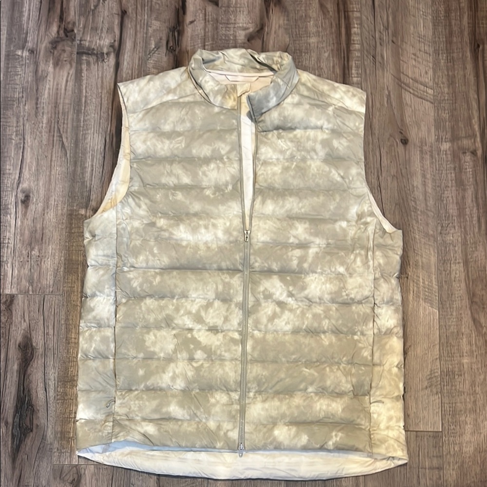 Lululemon Cream Quilted Vest for Outdoor Adventures